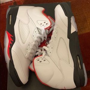Men’s Jordan 5 Retro. Like New!